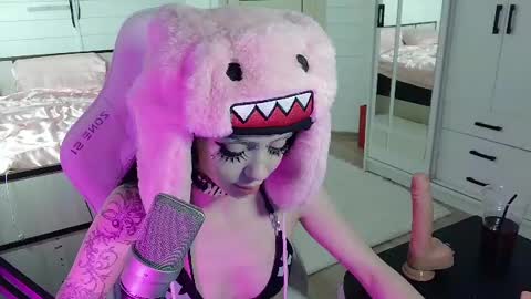 Snapshot of freaky_freaky_freaky chatting on July 2026 10:19:02 PM Freaky online show from July 2026 10:19:02 PM