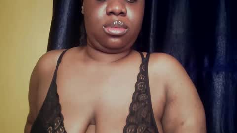 Snapshot of freaky_slut5 chatting on May 2026 04:50:01 AM freaky slut5 online show from May 2026 04:50:01 AM