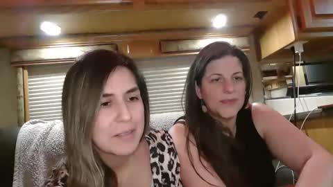 freckles4444 online show from November 2025 06:16:02 AM