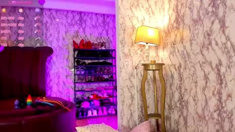Snapshot of frecklesofcolors_ chatting on January 2025 09:55:01 AM - IG AnicolorsLive X AnicolorsLive - online show from January 2025 09:55:01 AM