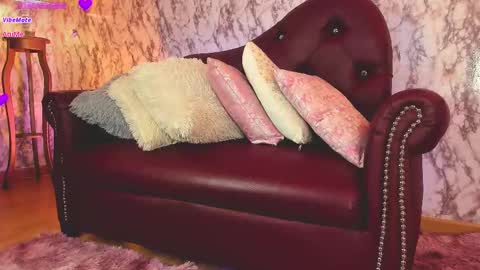 Snapshot of frecklesofcolors_ chatting on February 2025 06:50:02 AM - IG AnicolorsLive X AnicolorsLive - online show from February 2025 06:50:02 AM