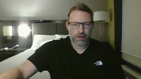 Snapshot of fred177771558049 chatting on February 2026 04:57:02 AM fred177771558049 online show from February 2026 04:57:02 AM