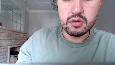 Snapshot of fred_555 chatting on February 2025 11:04:02 PM fred_555 online show from February 2025 11:04:02 PM