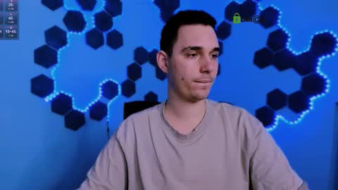 Snapshot of fred_strong chatting on December 2025 08:24:02 PM Freddy online show from December 2025 08:24:02 PM