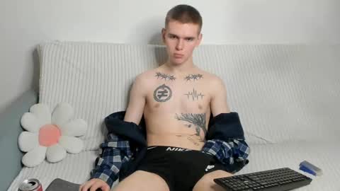 fredd_xanderrs online show from January 2025 05:31:01 AM