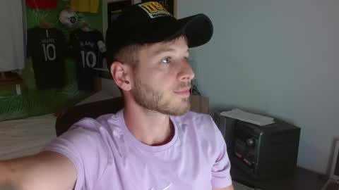 Snapshot of freddy_star chatting on May 2026 08:15:01 PM Frederick Perin online show from May 2026 08:15:01 PM