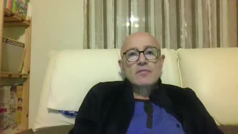 frederic8014 online show from November 2025 08:44:01 PM