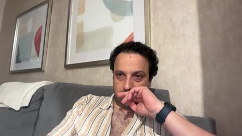 Snapshot of fredmarsone chatting on October 2025 03:24:01 PM fredmarson online show from October 2025 03:24:01 PM