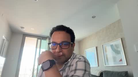 Snapshot of fredmarsone chatting on January 2026 02:17:02 AM fredmarson online show from January 2026 02:17:02 AM