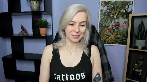 Snapshot of freeanne chatting on May 2026 06:42:01 AM Anne online show from May 2026 06:42:01 AM