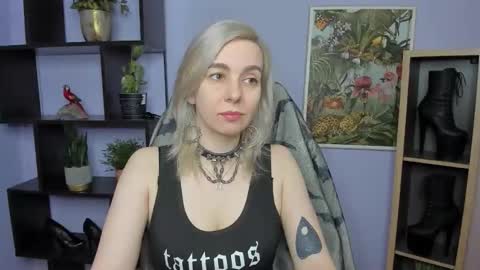Snapshot of freeanne chatting on May 2026 06:33:01 AM Anne online show from May 2026 06:33:01 AM