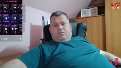 Snapshot of freeboy80180 chatting on February 2025 06:42:02 PM freeboy80180 online show from February 2025 06:42:02 PM