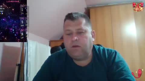 Snapshot of freeboy80180 chatting on February 2025 07:37:02 AM freeboy80180 online show from February 2025 07:37:02 AM