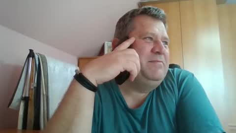 Snapshot of freeboy80180 chatting on September 2025 12:18:01 PM freeboy80180 online show from September 2025 12:18:01 PM