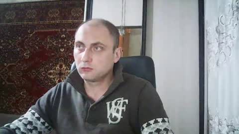 freeeman90 online show from April 2026 09:37:01 PM