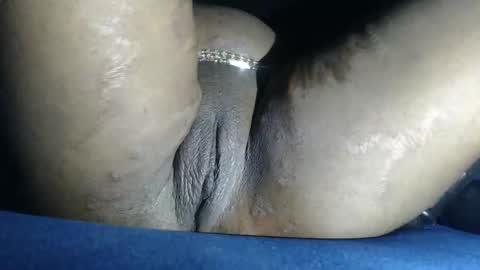 Snapshot of freelady1011 chatting on January 2026 02:38:01 AM babyyo online show from January 2026 02:38:01 AM