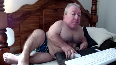 Cute Lil Man online show from September 2025 06:17:02 AM