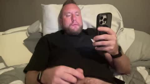Snapshot of freestyleneary1989 chatting on September 2025 03:41:02 AM Uncutforyou online show from September 2025 03:41:02 AM