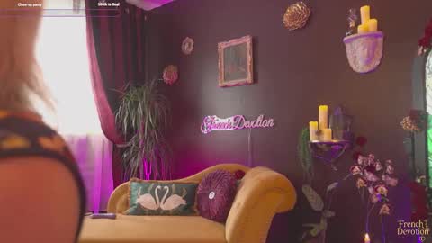 Louise or Lou 3 online show from March 2026 11:38:01 AM