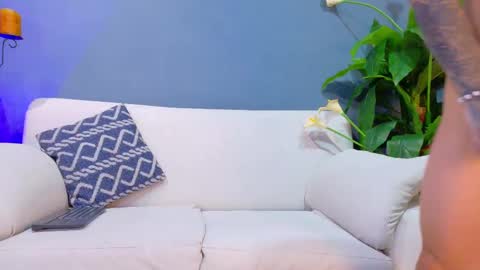 Xavier online show from September 2025 01:28:02 AM