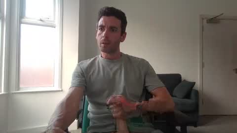 Snapshot of frenchbdmaninlondon chatting on June 2026 05:18:02 PM Horny Paul online show from June 2026 05:18:02 PM