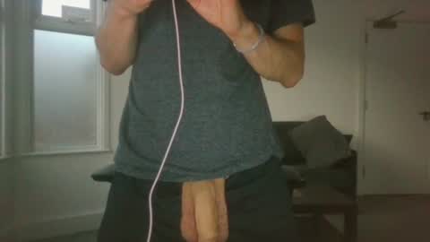 Snapshot of frenchbdmaninlondon chatting on July 2026 08:33:01 PM Horny Paul online show from July 2026 08:33:01 PM