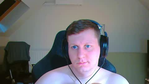 Snapshot of frenchfrieswithmayo chatting on April 2026 05:52:01 PM French fries online show from April 2026 05:52:01 PM