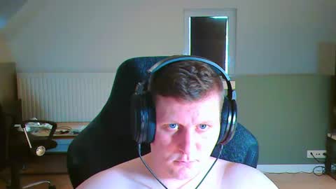 Snapshot of frenchfrieswithmayo chatting on July 2026 06:07:01 PM French fries online show from July 2026 06:07:01 PM