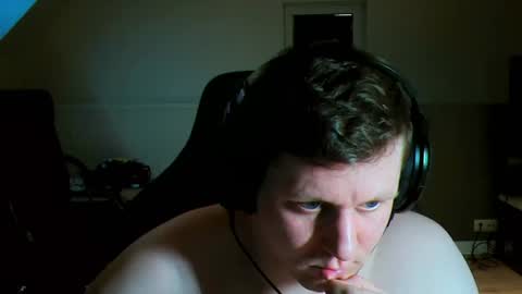 Snapshot of frenchfrieswithmayo chatting on August 2026 07:35:01 PM French fries online show from August 2026 07:35:01 PM