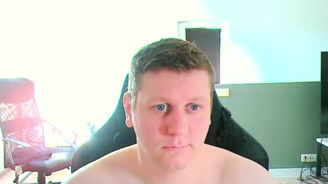 Snapshot of frenchfrieswithmayo chatting on August 2026 01:20:01 PM French fries online show from August 2026 01:20:01 PM