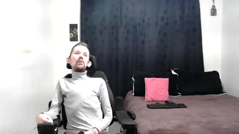 Thomas y Sophia online show from February 2025 09:47:01 AM