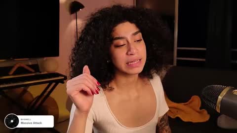 Snapshot of fresatanica chatting on February 2025 07:45:02 AM Vale online show from February 2025 07:45:02 AM