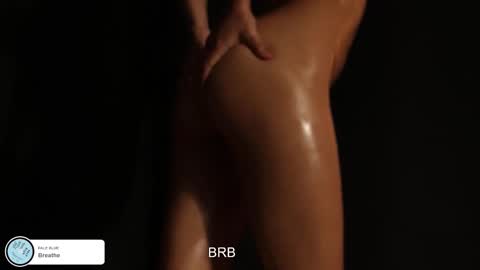 Snapshot of fresatanica chatting on September 2025 01:18:01 AM Vale online show from September 2025 01:18:01 AM