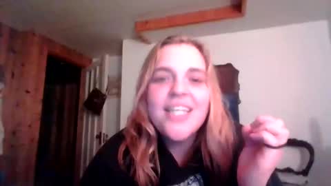 Snapshot of freshwaternewf chatting on January 2026 12:13:02 AM freshwaternewf online show from January 2026 12:13:02 AM