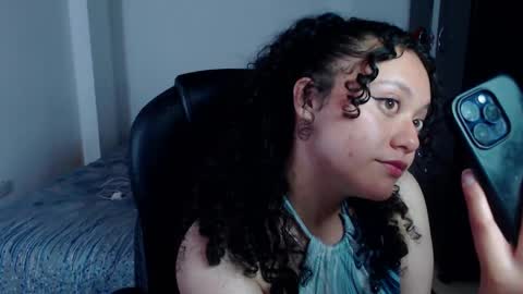 Snapshot of freud_x_louise1 chatting on December 2024 05:20:01 AM Louise online show from December 2024 05:20:01 AM