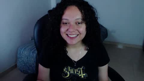 Snapshot of freud_x_louise1 chatting on December 2024 09:49:01 AM Louise online show from December 2024 09:49:01 AM