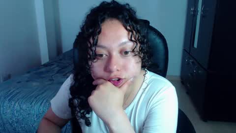 Snapshot of freud_x_louise1 chatting on December 2024 03:03:02 AM Louise online show from December 2024 03:03:02 AM