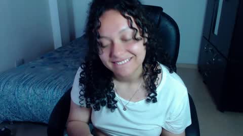 Snapshot of freud_x_louise1 chatting on December 2024 09:16:02 AM Louise online show from December 2024 09:16:02 AM