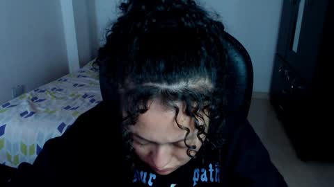 Snapshot of freud_x_louise1 chatting on January 2025 12:08:01 PM Louise online show from January 2025 12:08:01 PM