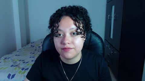 Snapshot of freud_x_louise1 chatting on January 2025 09:23:02 AM Louise online show from January 2025 09:23:02 AM