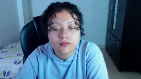 Snapshot of freud_x_louise1 chatting on February 2025 05:58:01 AM Louise online show from February 2025 05:58:01 AM