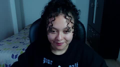 Snapshot of freud_x_louise1 chatting on February 2025 02:08:02 AM Louise online show from February 2025 02:08:02 AM