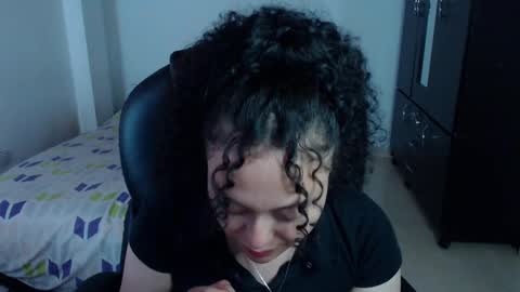 Snapshot of freud_x_louise1 chatting on February 2025 05:02:02 AM Louise online show from February 2025 05:02:02 AM