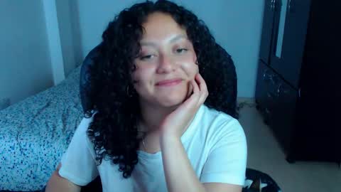 Snapshot of freud_x_louise1 chatting on September 2025 04:56:02 AM Louise online show from September 2025 04:56:02 AM