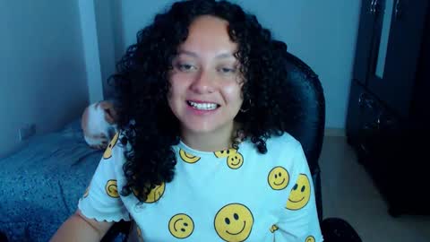 Snapshot of freud_x_louise1 chatting on September 2025 12:16:01 PM Louise online show from September 2025 12:16:01 PM