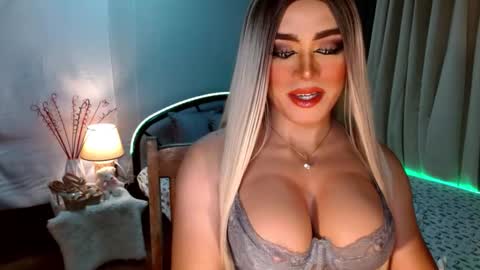 Miss Frea  online show from October 2025 12:30:02 AM