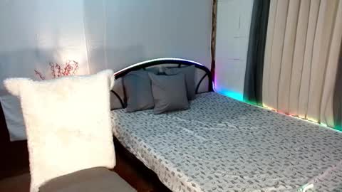 Miss Frea  online show from November 2025 12:43:01 AM