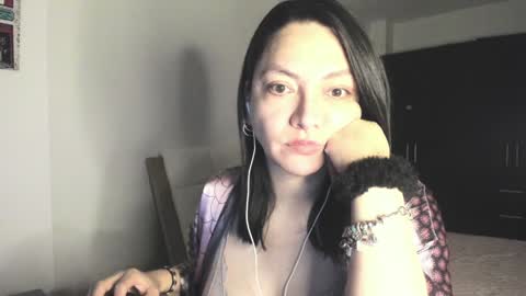 Snapshot of freya_shaik_ chatting on January 2025 04:47:01 AM freya_shaik_ online show from January 2025 04:47:01 AM