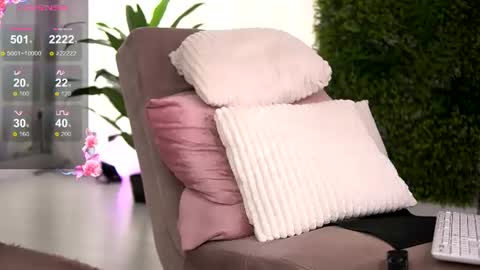 freyaheart online show from June 2026 06:08:02 AM