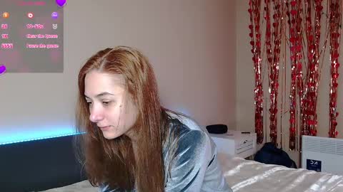 FreyaOliver online show from April 2026 12:28:01 PM